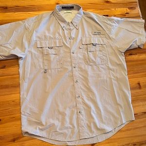 Men’s Columbia Shirt Sz M cool gray